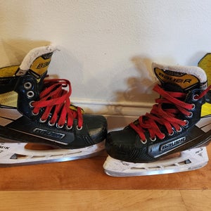 Bauer Supreme S37 Hockey Skates Size 4 (Used)