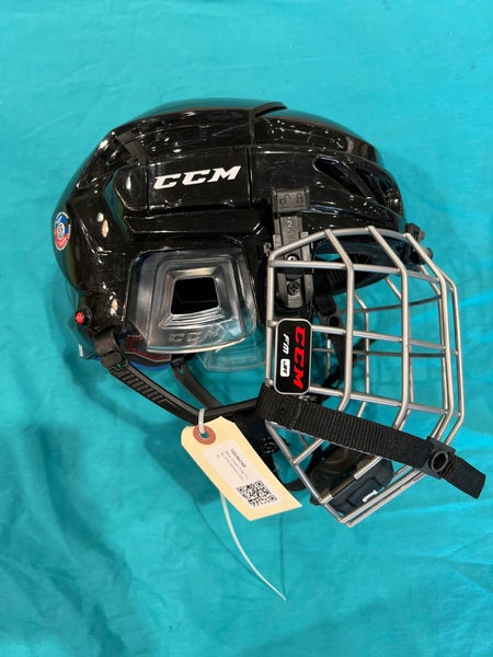 Blue Small CCM Tacks 910 Helmet (Used)