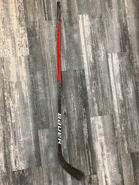Senior Bauer Vapor ADV Hockey Stick Left Hand Pro Stock (Used)