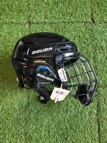 Black Small Bauer Re-Akt 150 Helmet (Used)