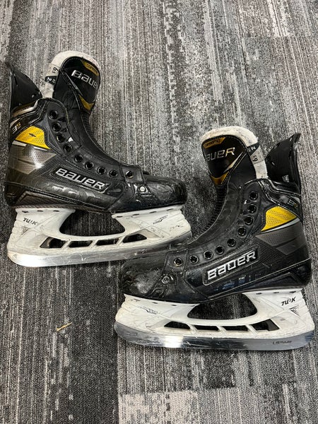 Senior Bauer Supreme 3S Pro Hockey Skates Size 6.5 (Used)