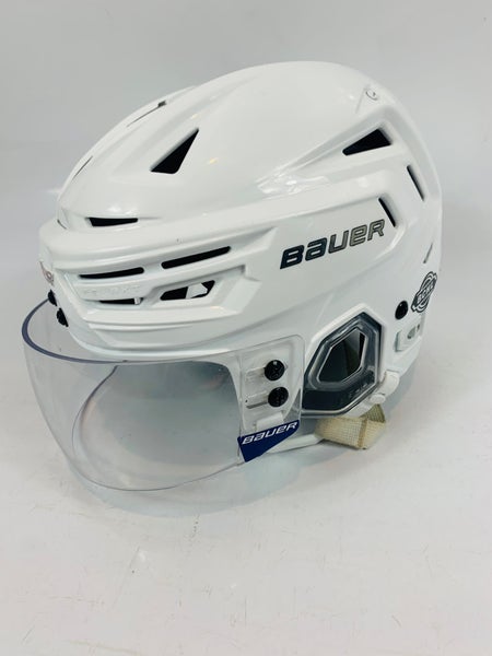 Medium Bauer Re-Akt 155 Helmet