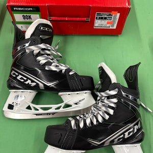 Senior CCM RibCor 90K Hockey Skates (Regular) Size 7 (New)