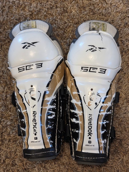 Youth Reebok SC3 10" Shin Pads (Used)