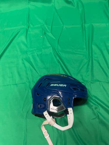 Blue Medium Bauer Re-Akt 150 Helmet (Used)