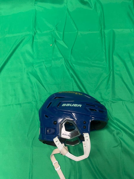 Blue Medium Bauer Re-Akt 150 Helmet (Used)