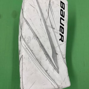 White Senior Bauer X5 Pro Goalie Blocker Regular (Used)