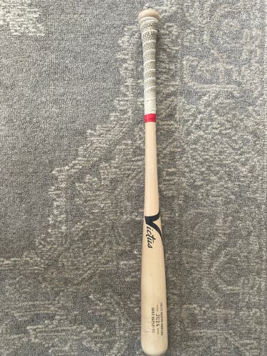 Victus JC24 Maple Bat (-3) 31" (Used)