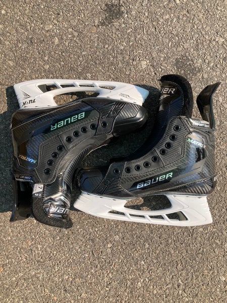 Bauer Supreme Matrix Hockey Skates Fit 2 | Senior Size: 7