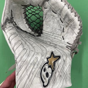 White Intermediate Brian's OPTIK 9.0 Goalie Glove Regular (Used)