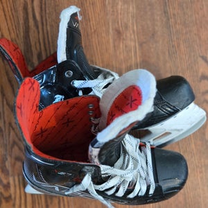 Bauer Vapor X3.7 Hockey Skates Extra Wide Width 7.5 (Used)