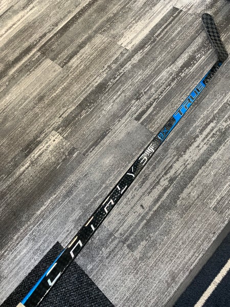Senior True Catalyst 9X Hockey Stick Left Hand P92 (Used)(local pickup)