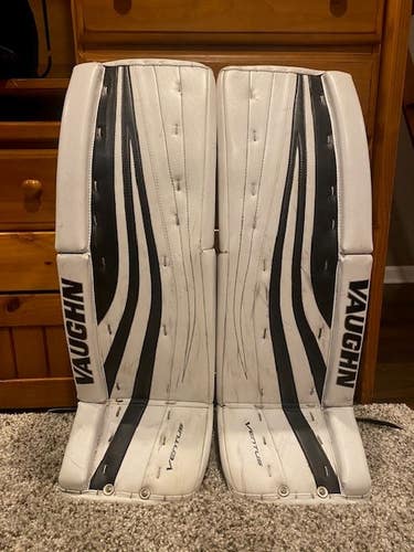 34+2" Vaughn Ventus SLR Pro Goalie Leg Pads (Used)