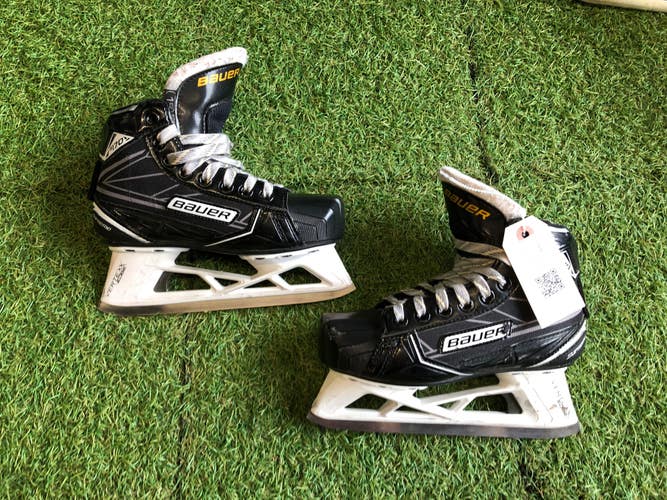 Junior Bauer Supreme S170 Hockey Goalie Skates Extra Wide Width Size 1.0 (Used)