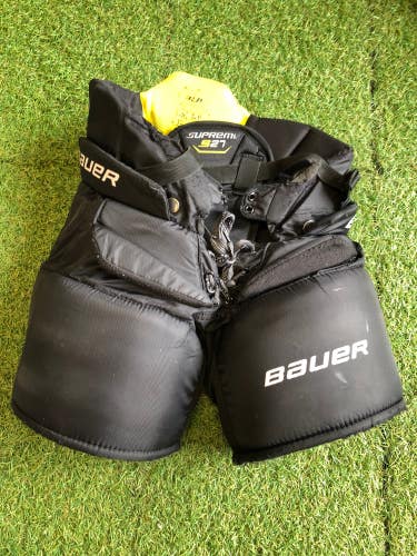 Junior Small Bauer supreme S27 Hockey Goalie Pants (Used)