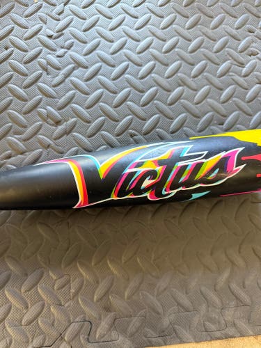 Victus Vibe Alloy USSSA Certified Bat (-10) 18 oz 28" (Used)