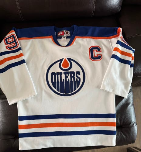 RARE Nike Edmonton Oilers Wayne Gretzky Jersey
