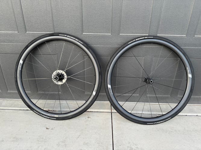 Vision SC30 Wheelset - 700, 12 x 100/142, Center-Lock, XDR, Cassette included!