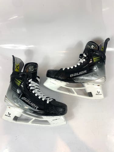 Bauer Vapor Hyperlite 2 Hockey Skates Extra Wide Width 9.5