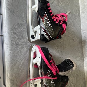 CCM JetSpeed FT460 Hockey Skates Size 3.5 (Used)