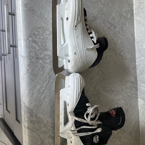 CCM 452 tacks Hockey Goalie Skates Size 4.5 (Used)
