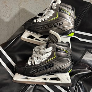 Bauer Elite Hockey Goalie Skates Regular Width  8 (Used)