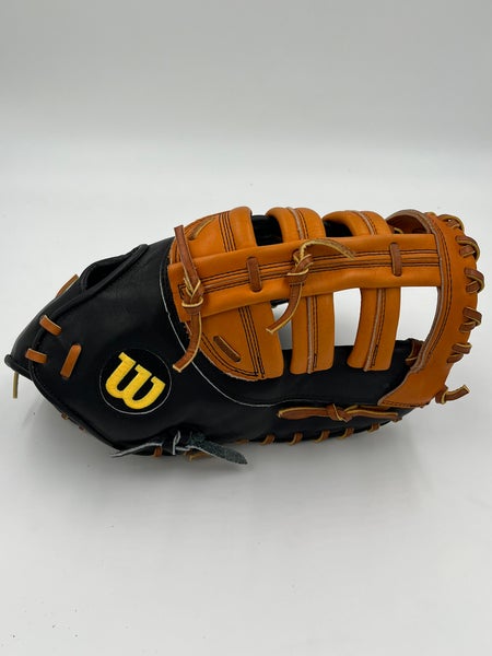 Wilson a2000 1613 12” first base mitt baseball glove
