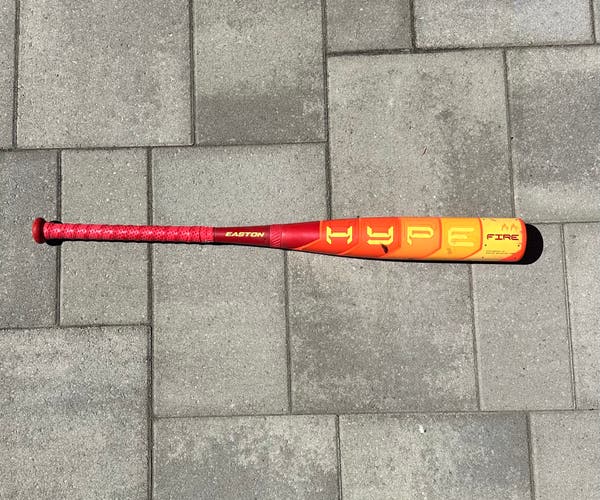 2025 Easton Hype Fire USSSA 31/23 – Great Condition, Brand New Grip