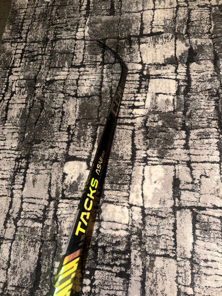 Senior CCM AS-VI PRO Right Handed Hockey Stick P29 (Used)