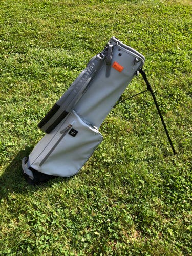 Stitch Golf Sunday Lightweight Stand Bag