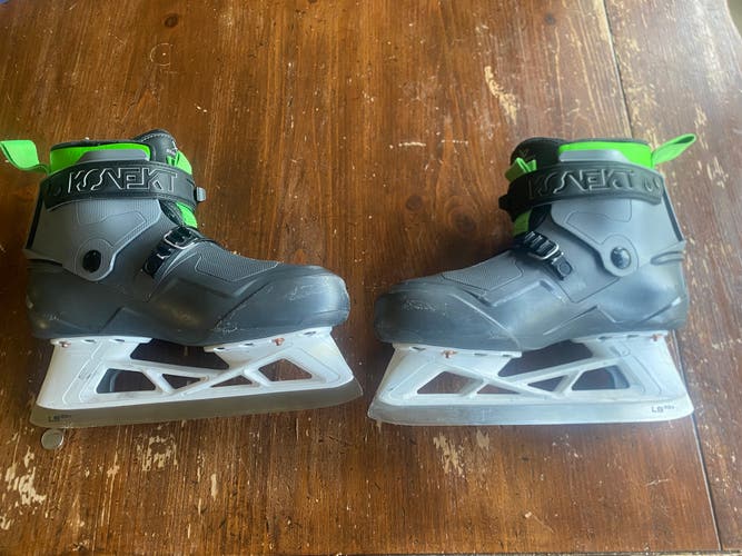 Bauer Konekt HF2 Hockey Goalie Skates Regular Width  Size 5 (Used)