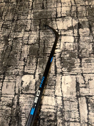 Senior Bauer Nexus E50 Pro Right Handed Hockey Stick P92 (Used)