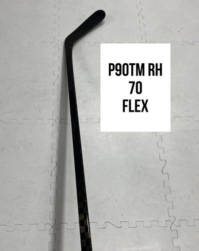 Senior(1x)Right P90TM 70 Flex ProBlackStock™ Unbranded Blackouts Pro Stock Hockey Sticks