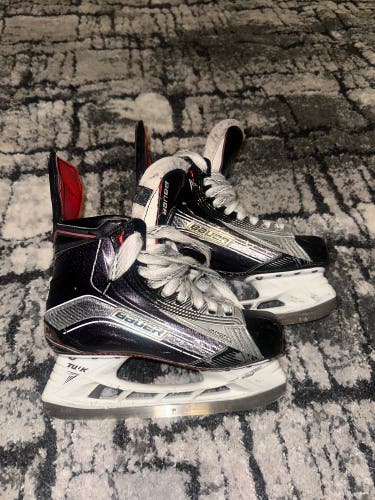 Bauer Vapor 1X Hockey Skates Regular Width 5 (Used)