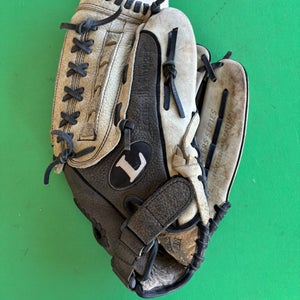 Louisville Slugger Players Series RH Outfield Softball Glove 13.5"