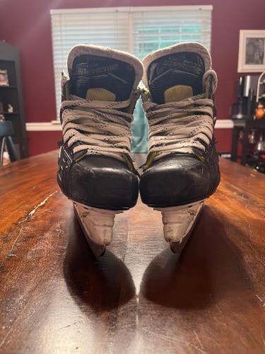 Bauer Supreme S29 Hockey Skates Regular Width 6.5 (Used)