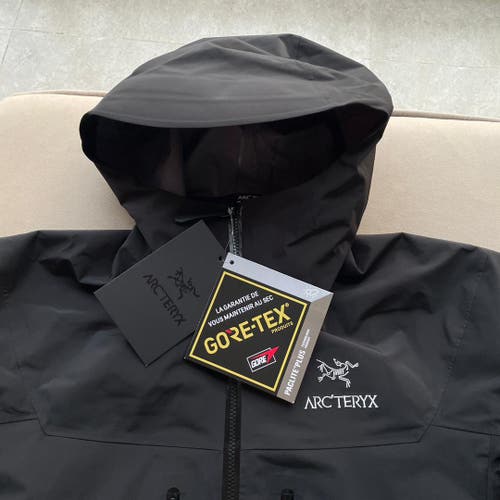 NEW ARCTERYX ALPHA SV JACKET WITH GORETEX PRO