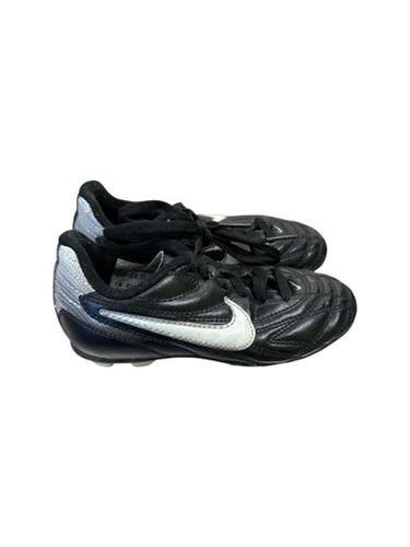 Used Nike Soccer Cleats Black Youth 10.0 11862-S000090057