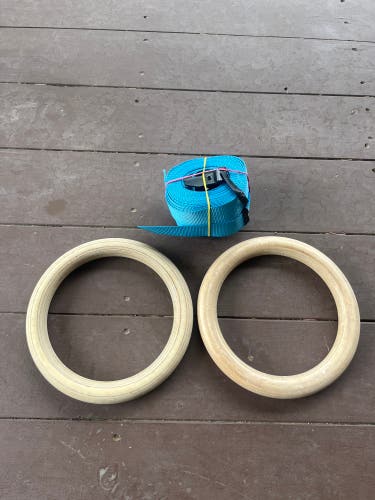 Wooden Gymnastics Rings with Straps