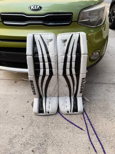 34" +2  Vaughn Velocity V7 Goalie Leg Pads (Used)