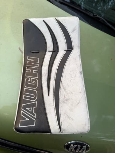 Vaughn Regular Velocity V7 XF Pro Carbon Pro Stock (Used)