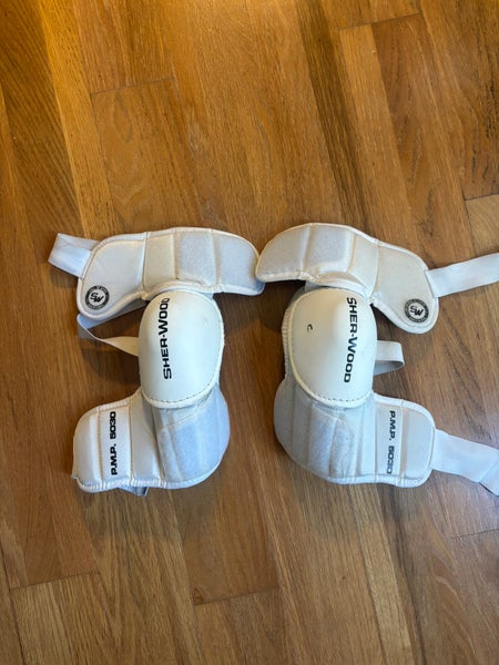 Medium Senior Sher-Wood 5030 Elbow Pads (Used)
