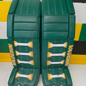 34" 2023 Vaughn Velocity V9 Pro Carbon Goalie Leg Pads Pro Stock (New)