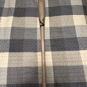 Victus Torpedo Maple Bat (-3)  30 oz 33" (New)