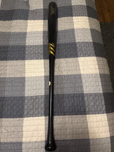 2025 Marucci Pro Cut Maple Bat (-3) 31 oz 34" (New)