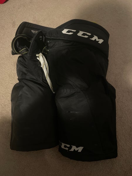 Used CCM supertacks Pro hockey pants