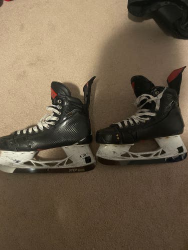 used CCM FT6 Pro Red Hockey Skates