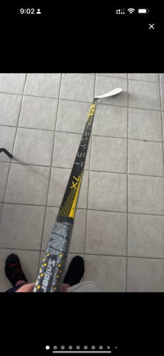Marner Senior True Catalyst 7X Right Handed Hockey Stick TC2 (Used)