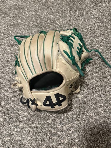 RH 44 Pro Baseball Infield Glove 11.5”