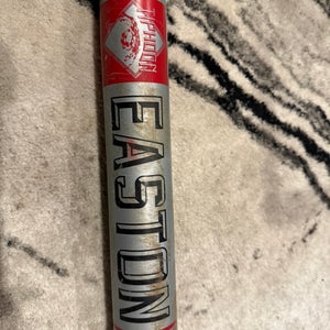 2023 Easton Bat (-5) 27 oz 27" (Used)